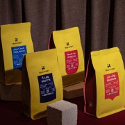 Custom image caption